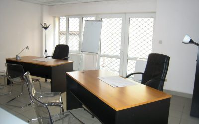 Vous cherchez un espace professionnel pour 2 à 3 personnes ?